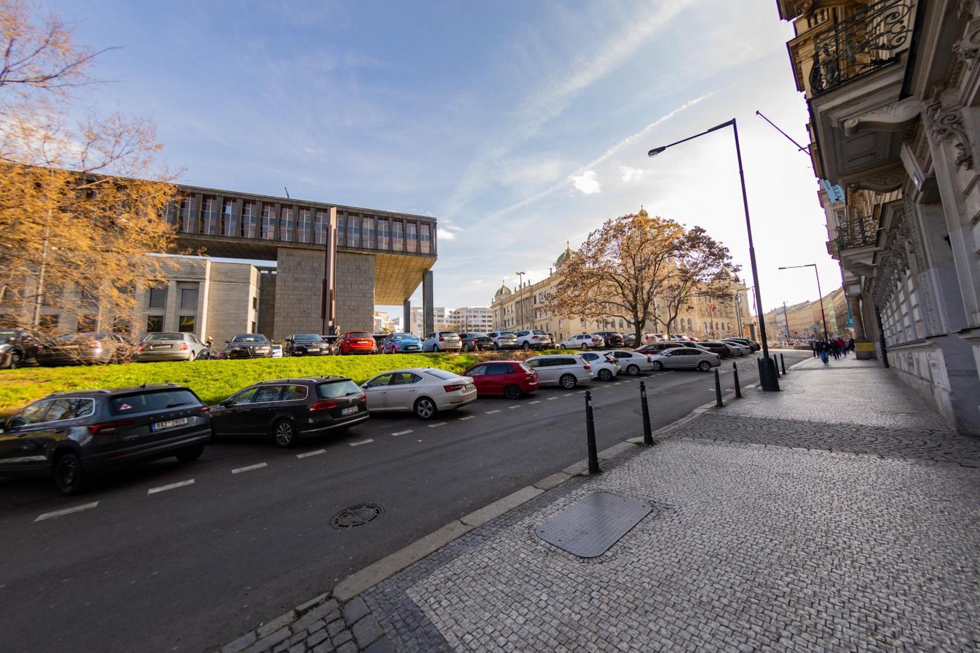 Wenceslas Square Apartment براغ المظهر الخارجي الصورة